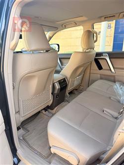 تۆیۆتا لاندكروزر پرادۆ